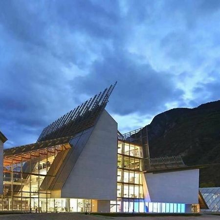 Komodo Short Stay Apartments Trento Exterior photo