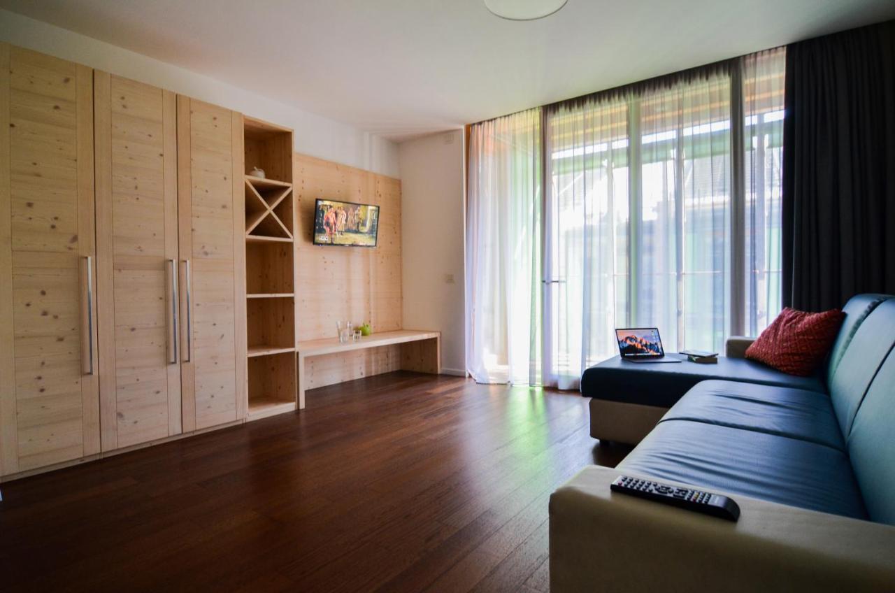 Komodo Short Stay Apartments Trento Exterior photo
