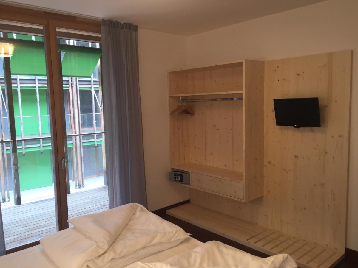 Komodo Short Stay Apartments Trento Exterior photo