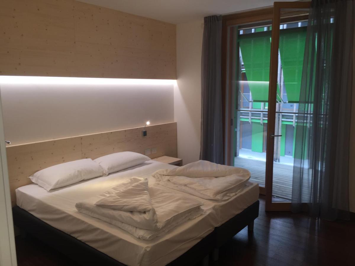 Komodo Short Stay Apartments Trento Exterior photo