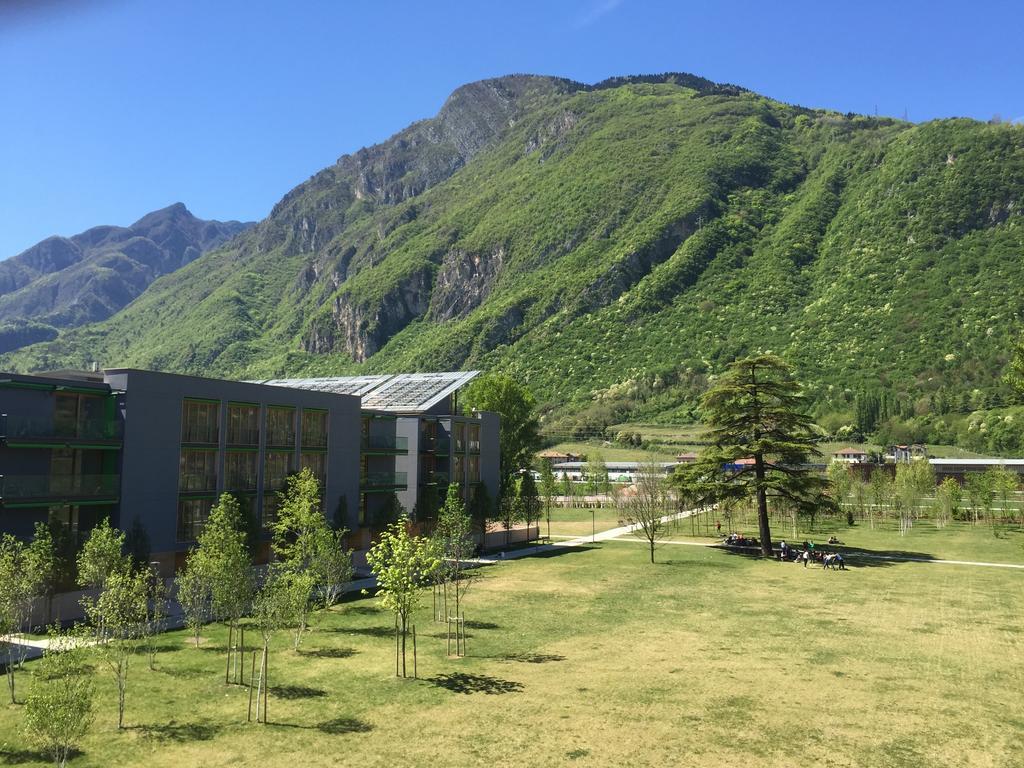 Komodo Short Stay Apartments Trento Room photo