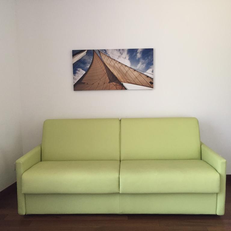Komodo Short Stay Apartments Trento Room photo
