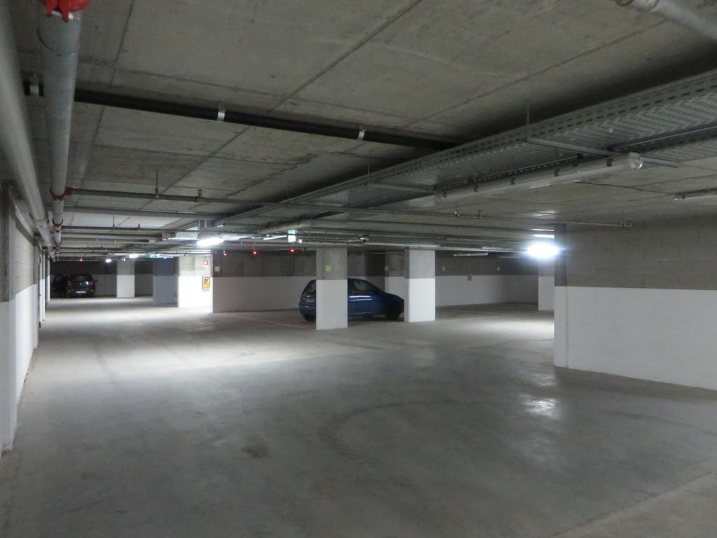 Komodo Short Stay Apartments Trento Exterior photo